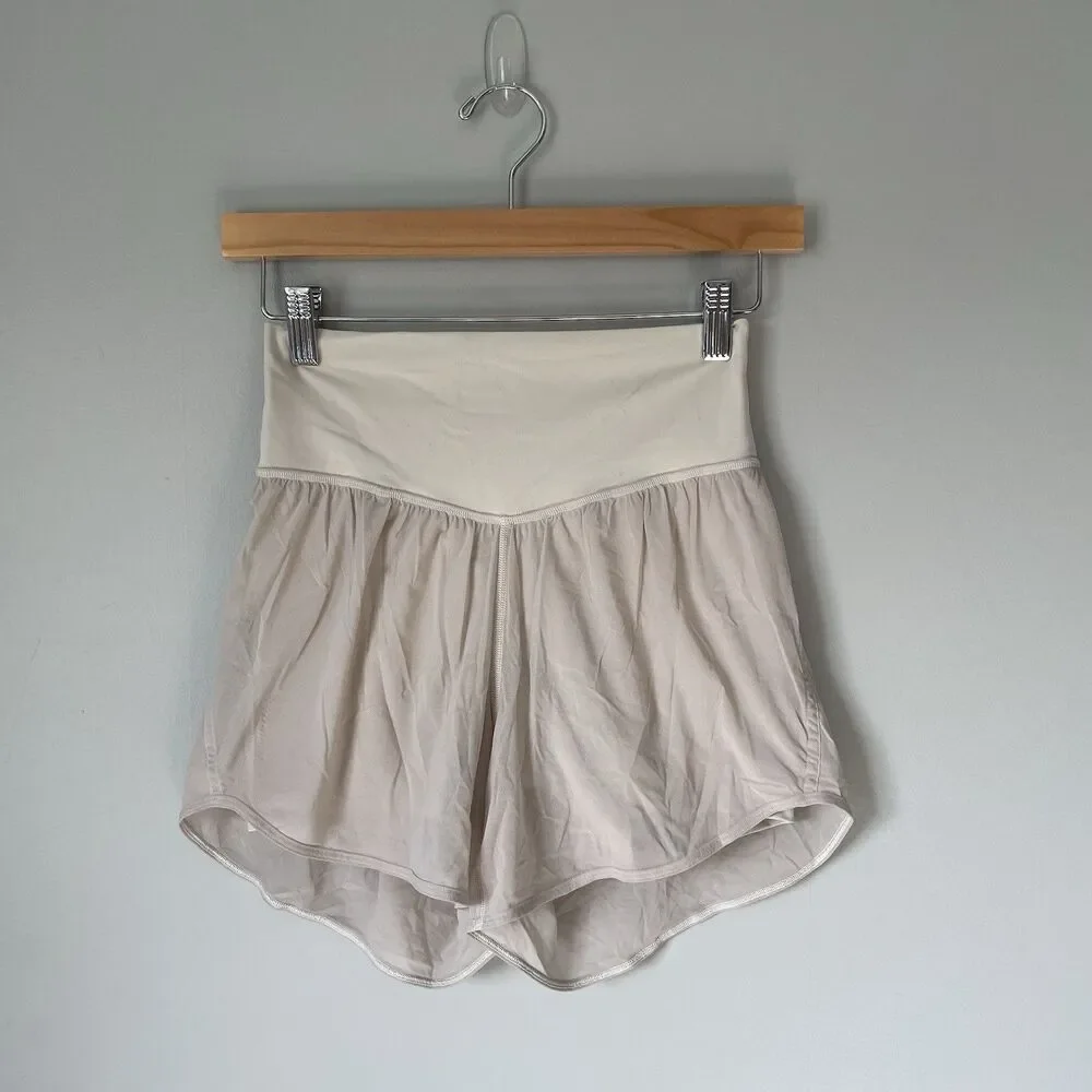 Lululemon Nulu Mesh High Rise Athletic shorts Beige Tan Lightweight Size 4